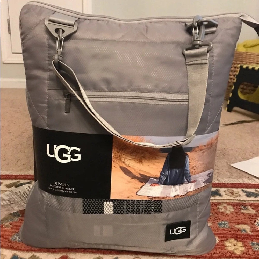 UGG Australia Indoor/Outdoor Blanket